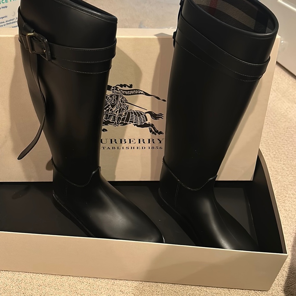 Burberry rain boots